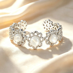 Lace Princess Three Flower Moonstone Ring｜FaeAtelier